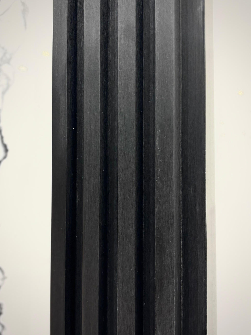 King - Noir W10